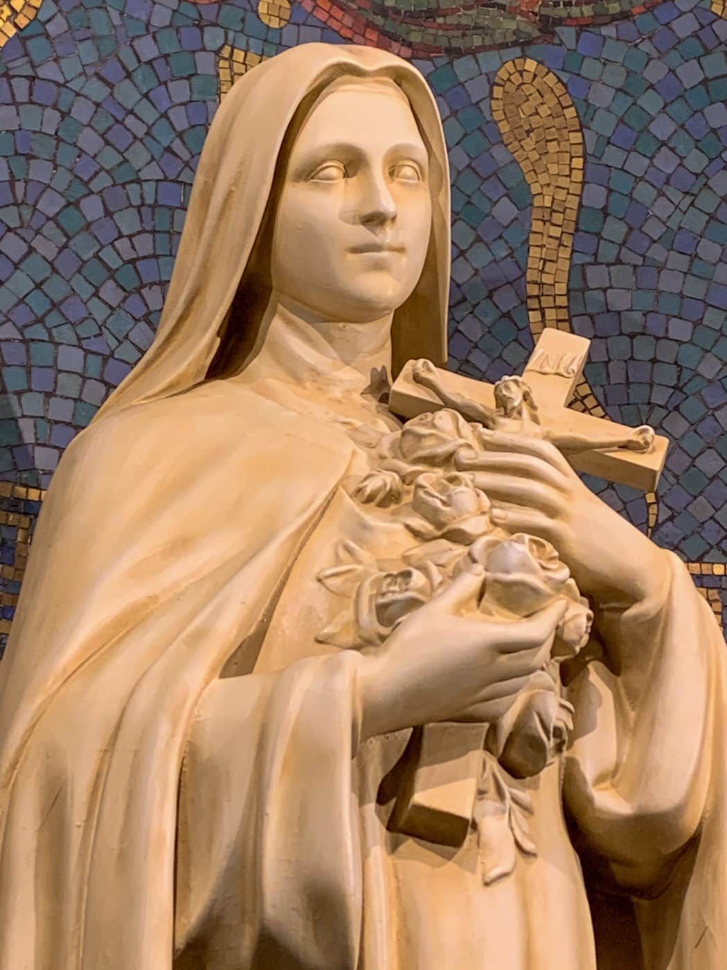 Saint Therese Is Liseuix